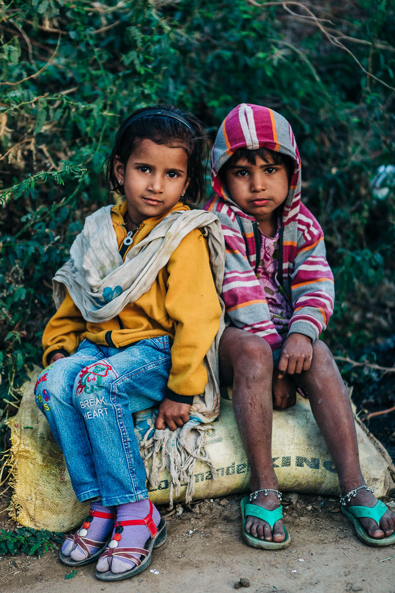Niños hermanos