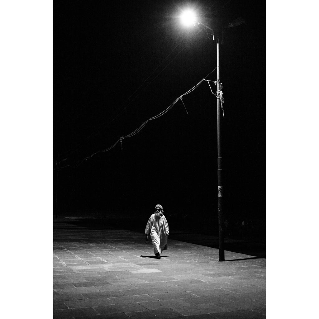 Hombre bajo Luz